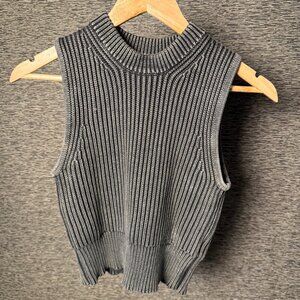 Kith Ribbed Knit Sleeveless Mock Neck Sweater Vest